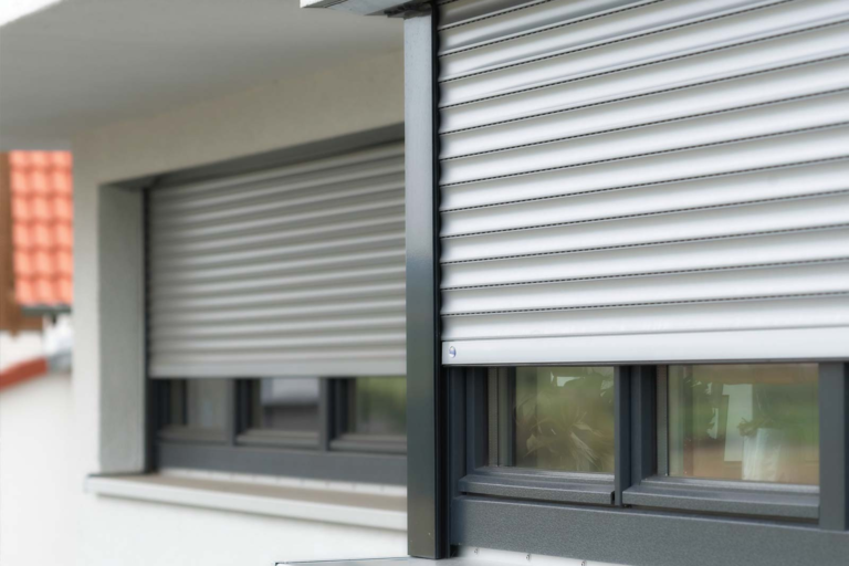 firstablak_redony-arnyekolas